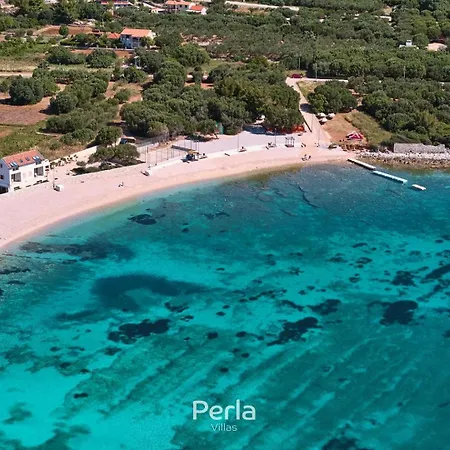 Villa Bonay With Pool, Jacuzzi And Sea View 80m From The *