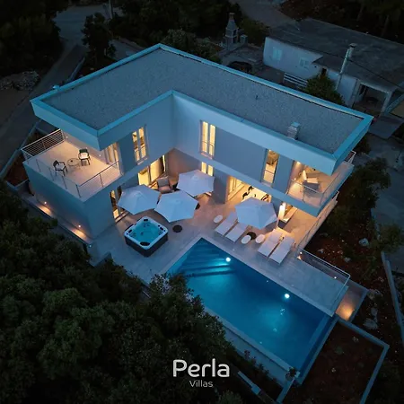 Villa Bonay With Pool, Jacuzzi And Sea View 80m From The *