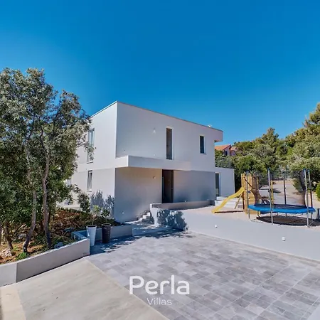 Villa Bonay With Pool, Jacuzzi And Sea View 80m From The *