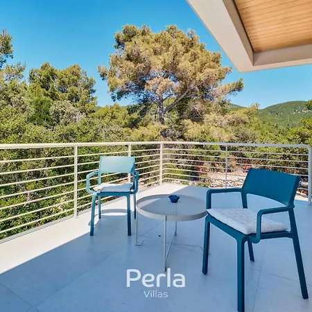 Villa Bonay With Pool, Jacuzzi And Sea View 80m From The