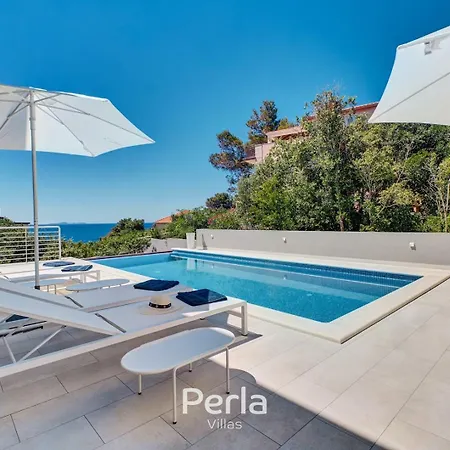 Bonay With Pool, Jacuzzi And Sea View 80m From The *