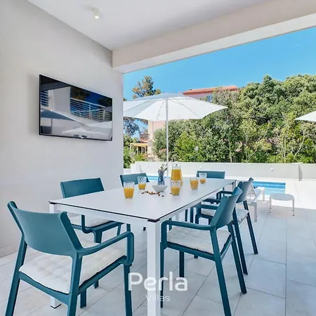 Villa Bonay With Pool, Jacuzzi And Sea View 80m From The